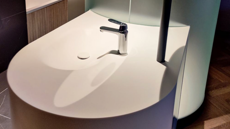 Wat is Solid Surface en waarom wordt het gebruikt in interieurbouw?